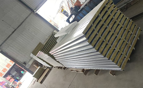 海晏彩钢夹芯板